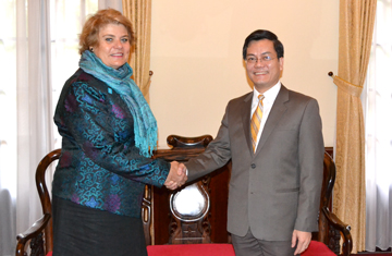 Thứ trưởng Ngoại giao Hà Kim Ngọc tiếp Trưởng đại diện UNICEF tại Việt Nam